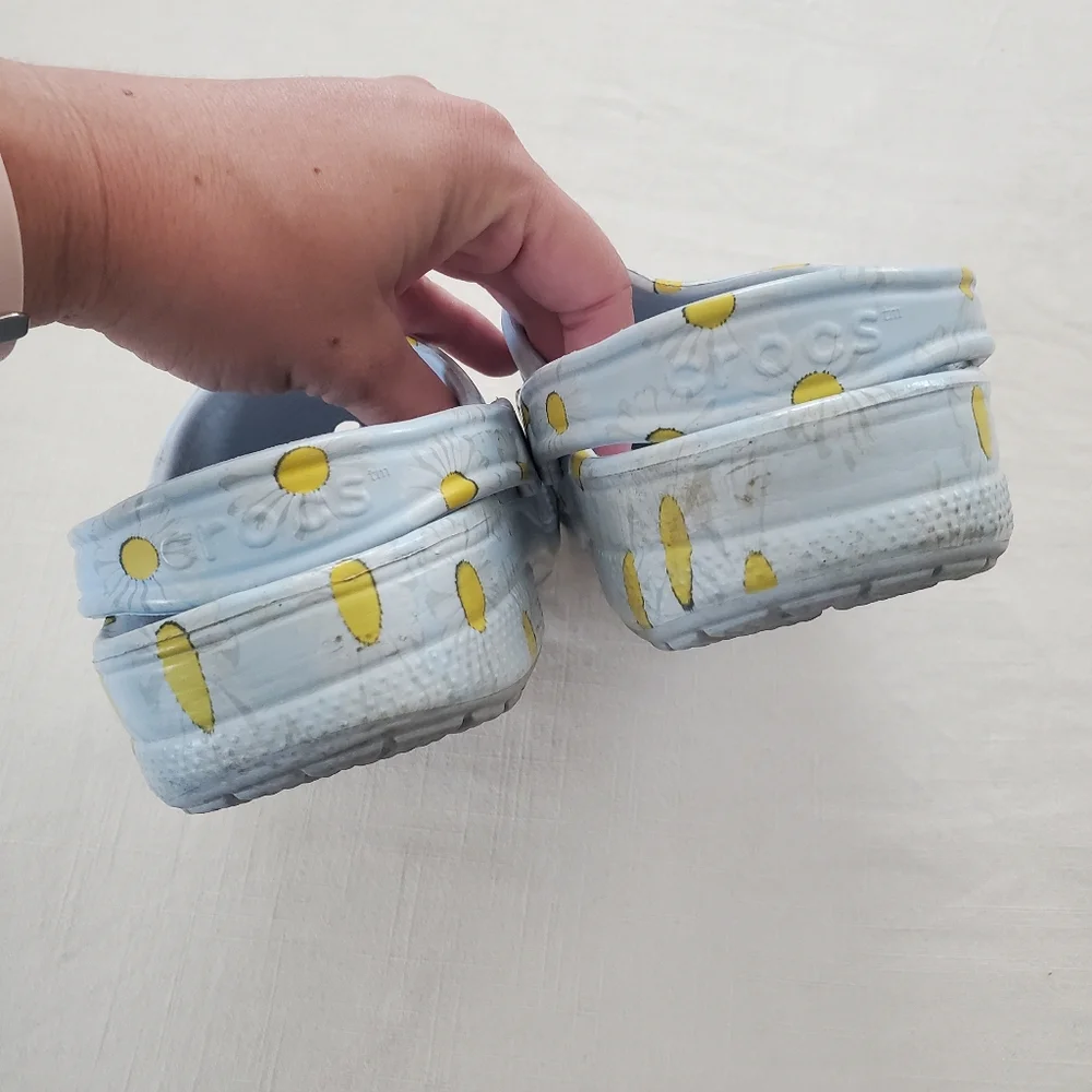Crocs daisy blue women's 8 men's 6 - Picture 4 of 9